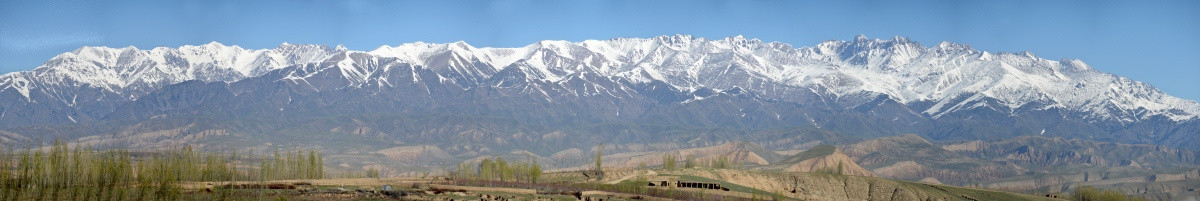 高清雪山 大幅天山