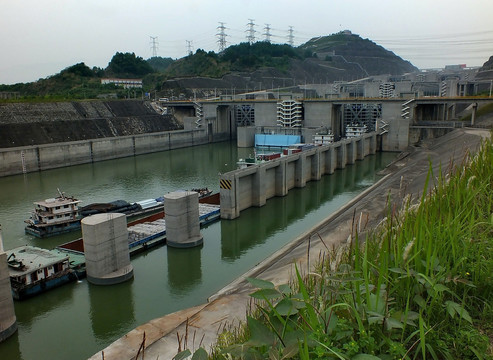 三峡船闸