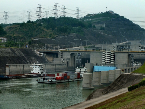 三峡船闸