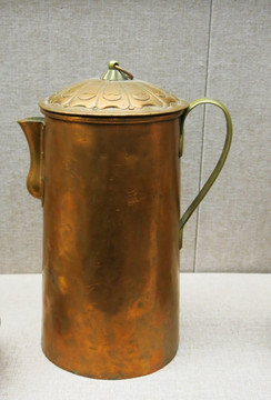 铜茶壶 文物