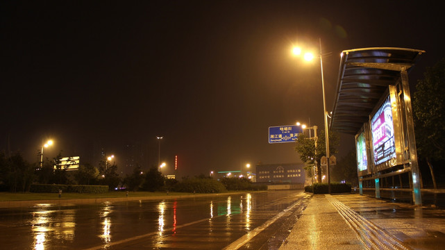 雨中即景