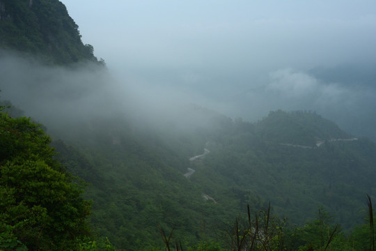 彭州龙门山云雾