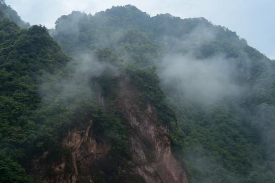 彭州龙门山云雾