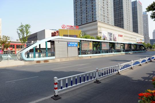 BRT公交中转站