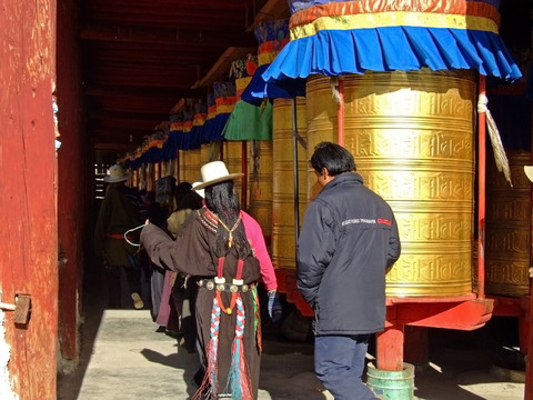 藏族转经