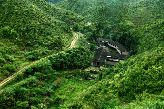 山间院落