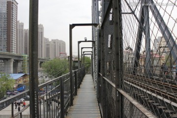 松花江上被封存的铁路桥