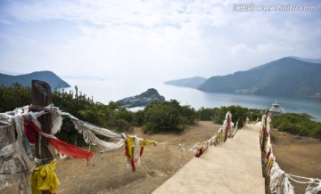 泸沽湖经幡