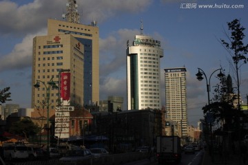 雨后的建筑