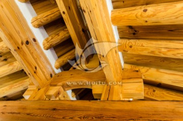 木结构建筑  大梁