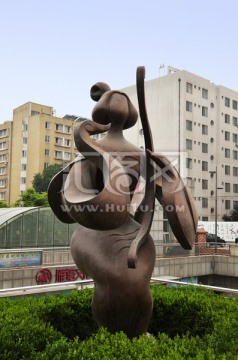 唐代抽象舞女雕塑