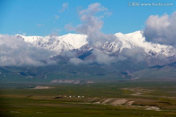 巍巍天山