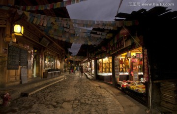 香格里拉 独克宗古城夜景