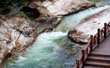 高山流水 秦岭 黄柏塬自然风