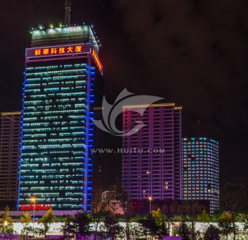 沈阳市府广场夜景 沈阳夜景