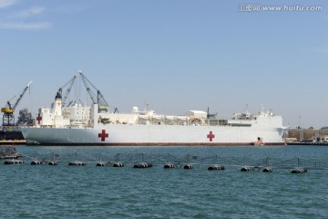 美国海军仁慈号医疗船