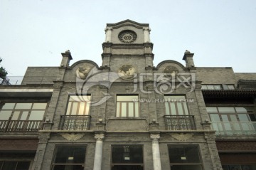 北京前門大街鐘樓