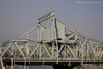海河上的解放桥