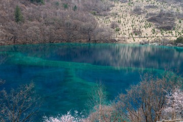 四川九寨沟双龙海风光