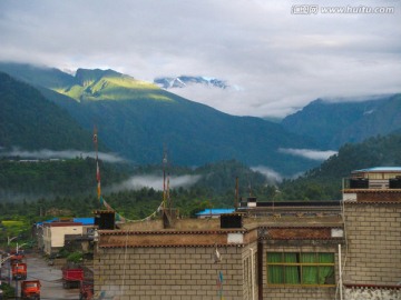 西藏吉隆沟风光