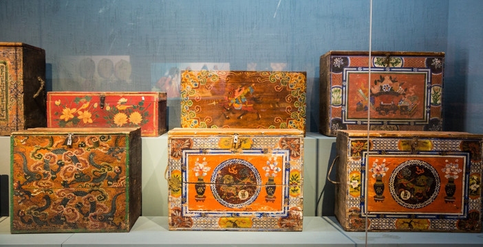 蒙古族家具 木箱子