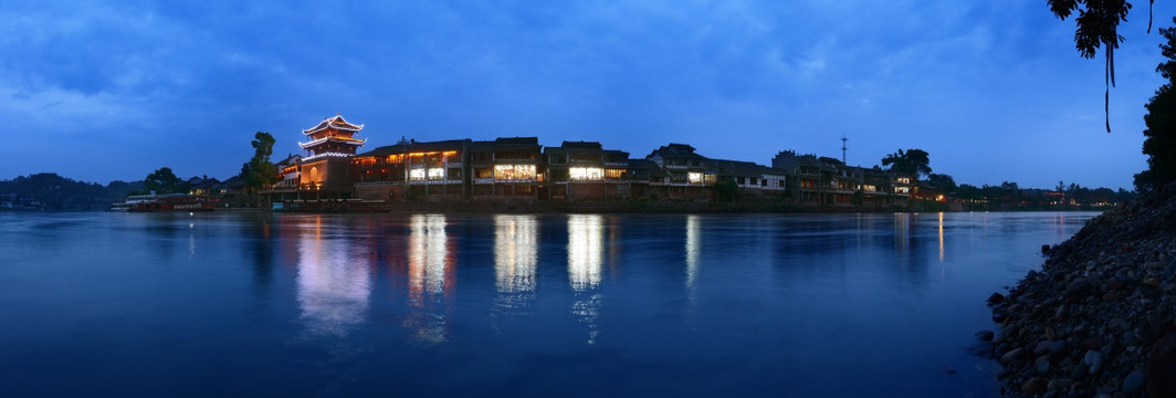 黄龙溪古镇码头夜景全景图