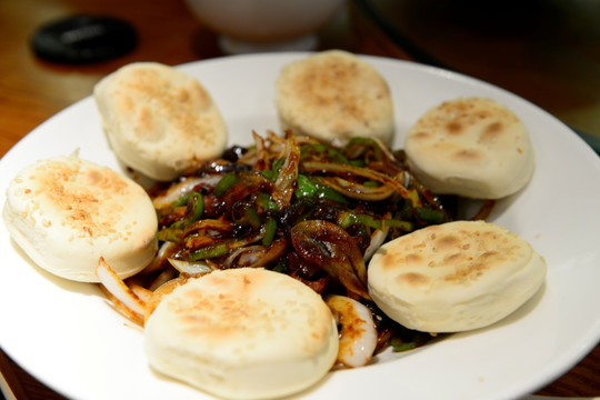 京酱鸭丝烧饼