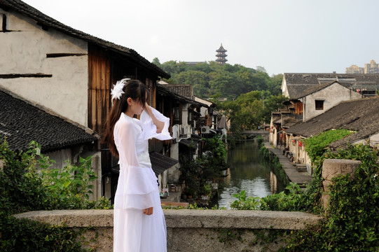 绍兴旅游古街道 中国美丽的女性