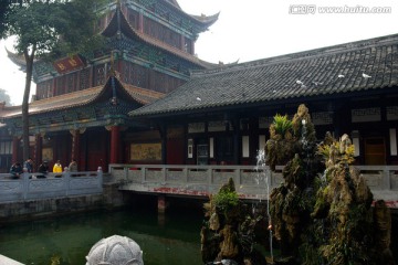 昭觉寺放生池