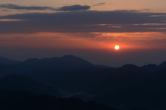 彭州龙门山日出