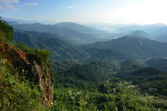 彭州龙门山风光