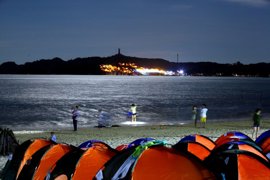 海边夜景