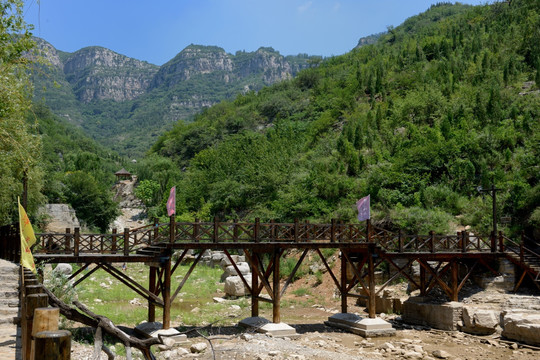 潭溪山风景区木桥