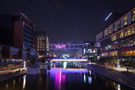 宁波商务区水街 夜景