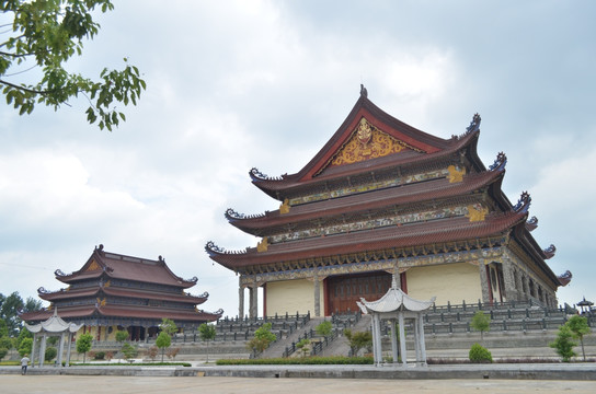 南海禅寺大雄宝殿