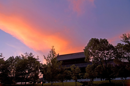 婺州公园会圃临春古楼傍晚夕阳