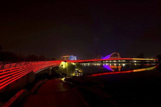 金华婺州公园彩虹桥全景