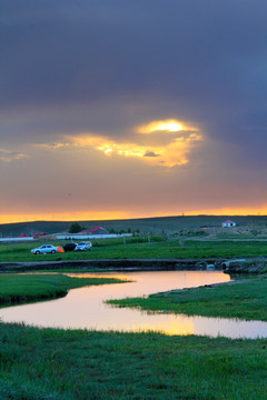 小河弯弯