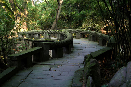 鹅岭绳桥