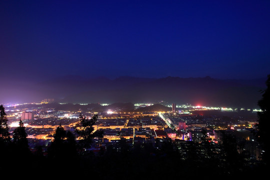 栾川夜景