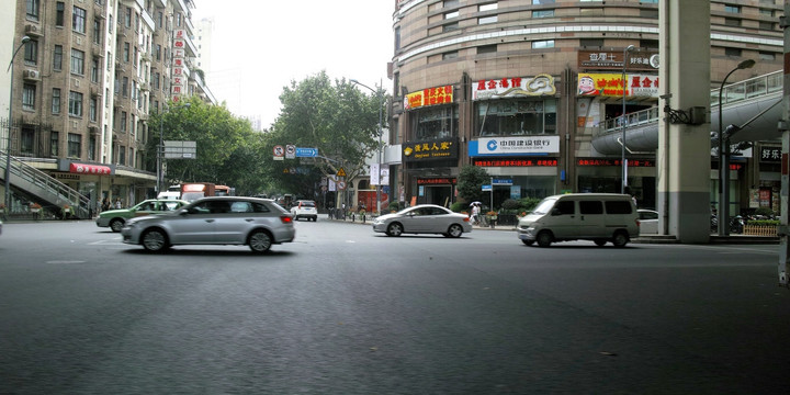 马路街景