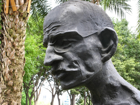 甘地雕塑