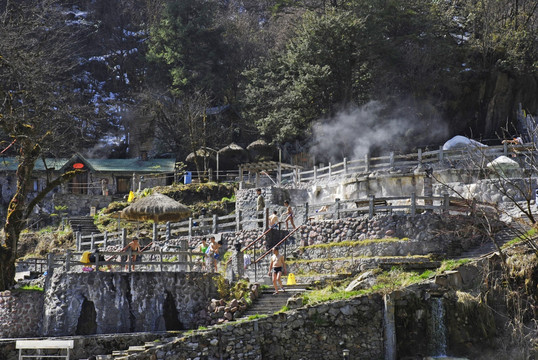 海螺沟冰川温泉区