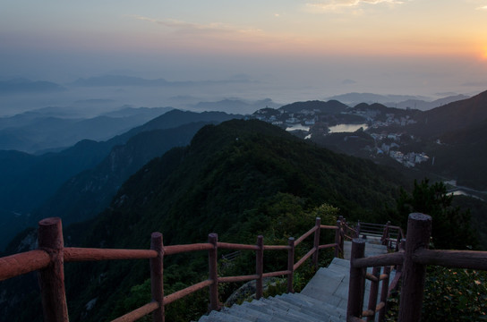 湖北九宫山风光