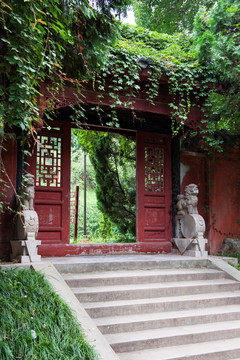 中式园林之大门