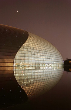 月夜下的北京国家大剧院