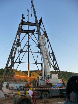 煤矿井架吊装