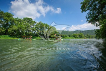 水上游船