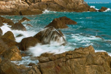 深圳大鹏半岛 礁石 海浪