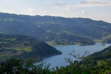 湖光山色